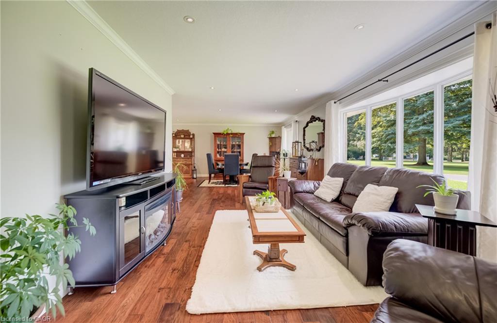 44 Oakwood Drive Property Photo 15