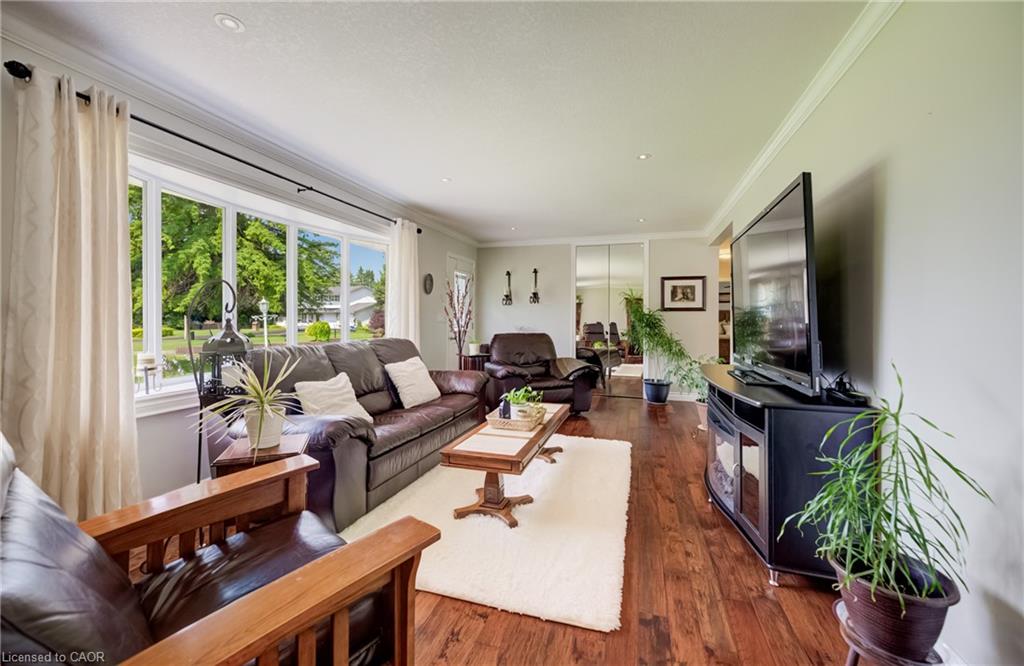 44 Oakwood Drive Property Photo 16