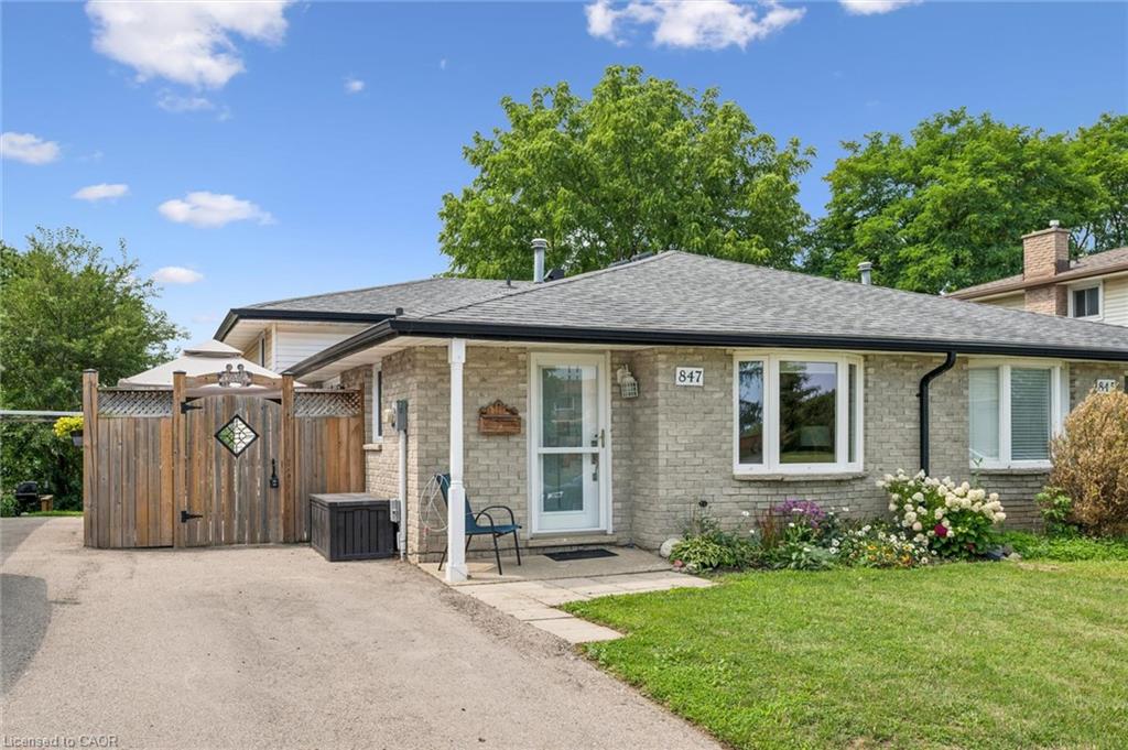 847 Doon Village Road Property Photo 3