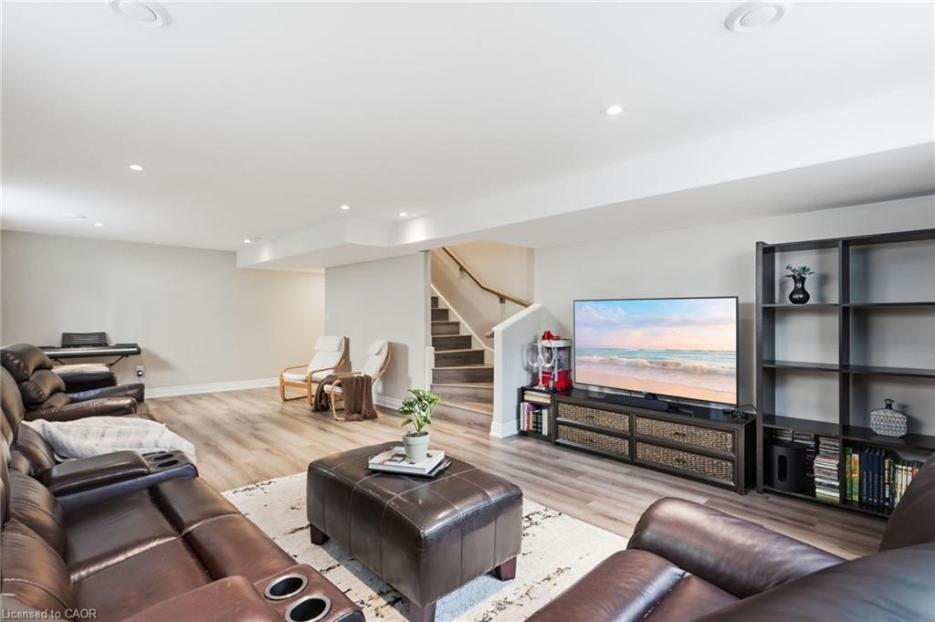 25 Sunrise Court Property Photo 19