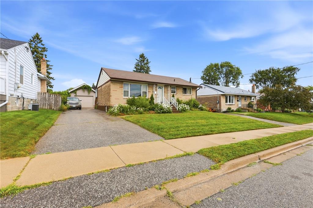 494 Annapolis Avenue Property Photo 3