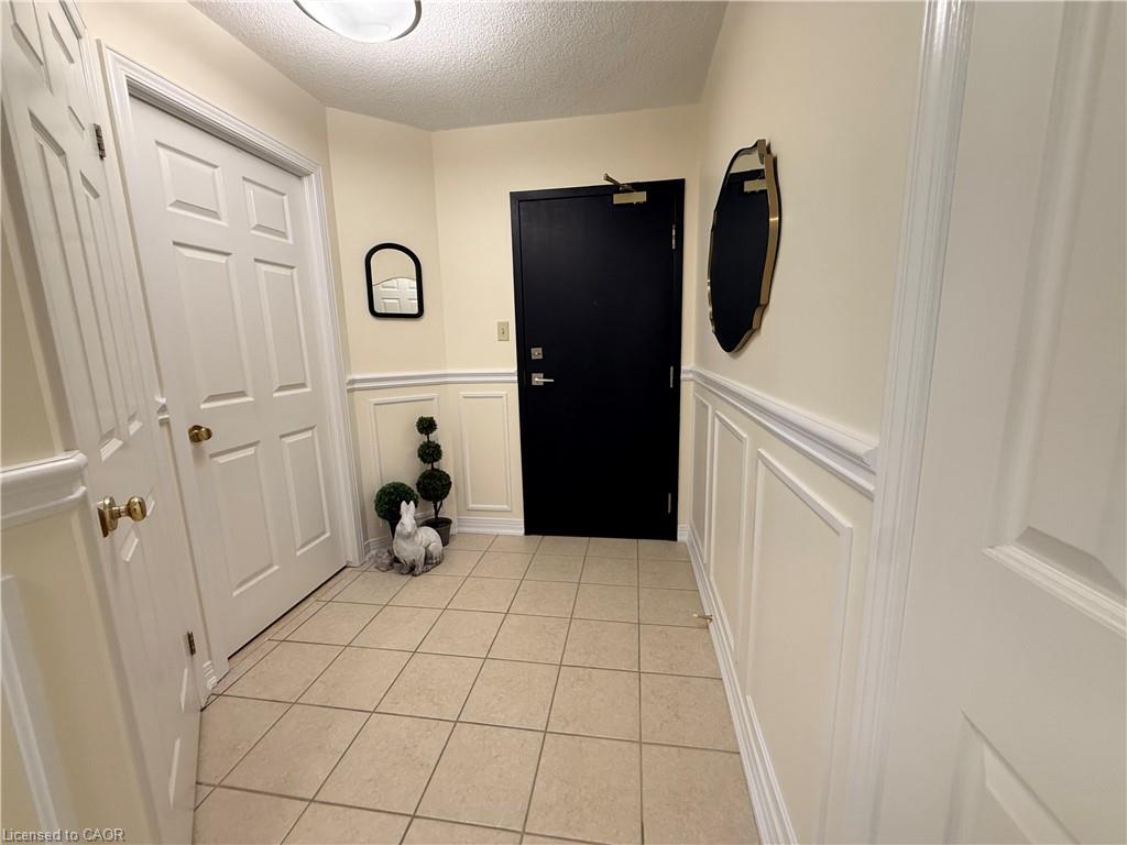507-8 Village Green Boulevard Property Photo 12