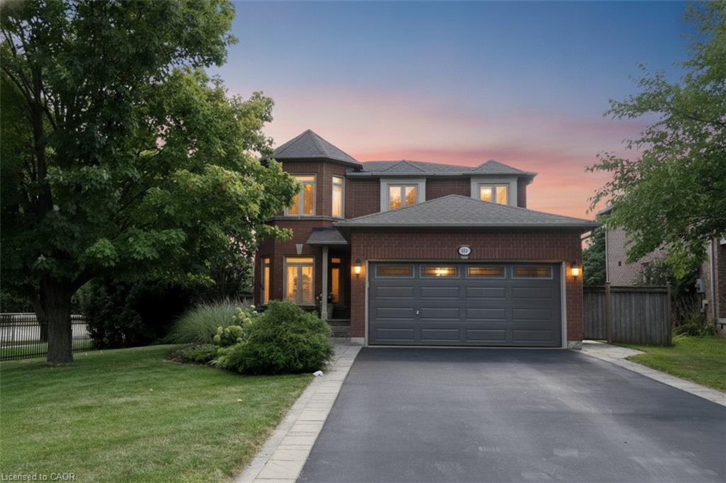 470 Amanda Crescent Property Photo 1