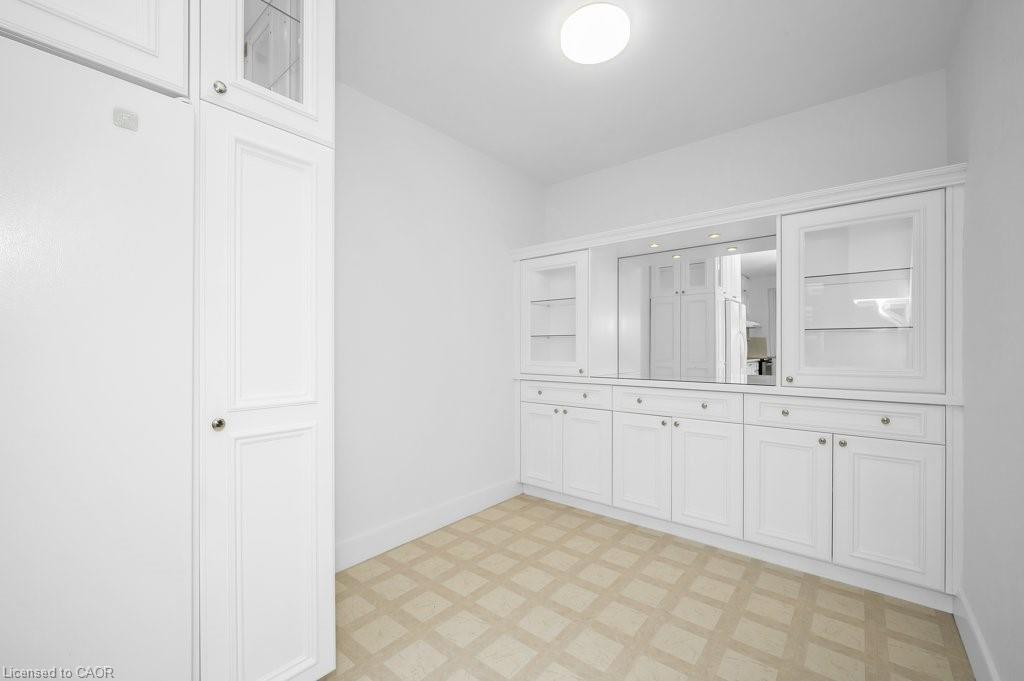 201-9 Grant Boulevard Property Photo 17