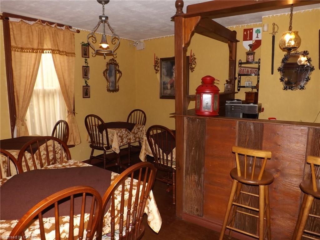 5815 Main Street Property Photo 6
