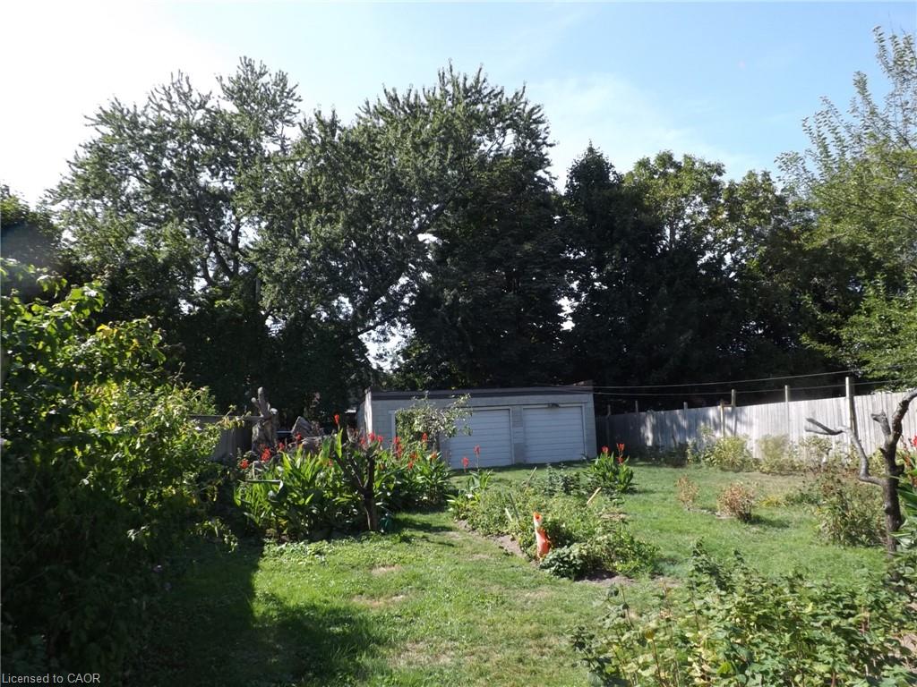 5815 Main Street Property Photo 11