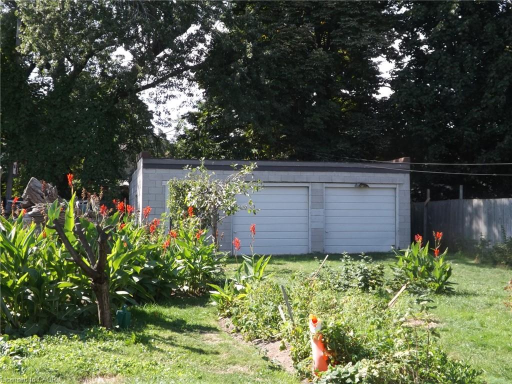 5815 Main Street Property Photo 16