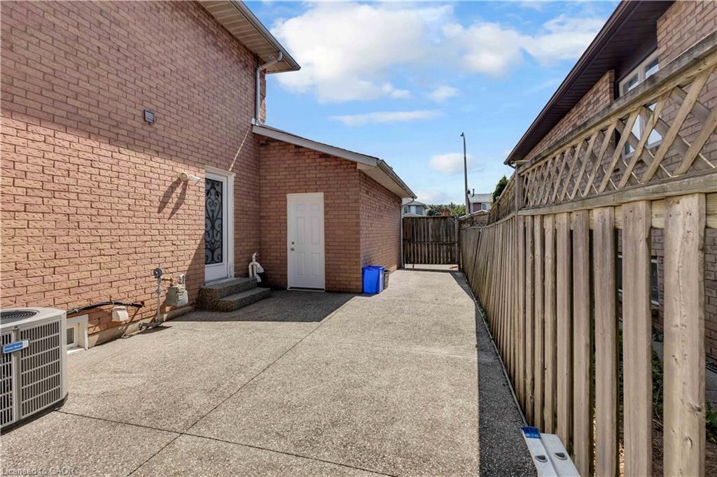 31 Vega Crescent Property Photo 13