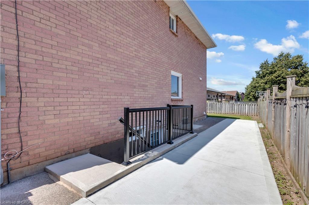 31 Vega Crescent Property Photo 14