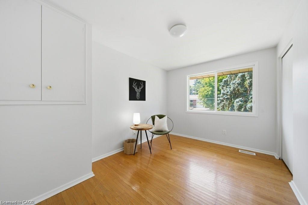 64 Warren Road Property Photo 15