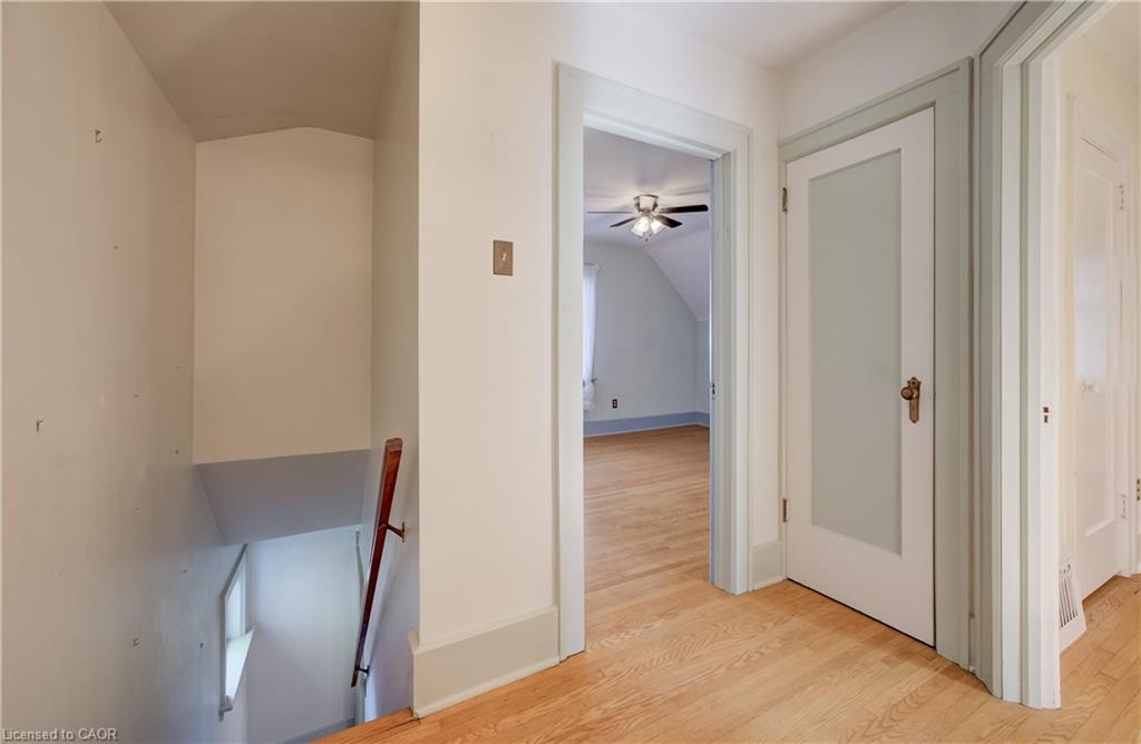 7 Locust Street Property Photo 17
