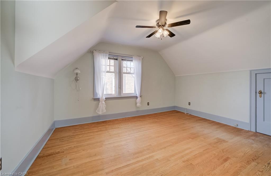 7 Locust Street Property Photo 20