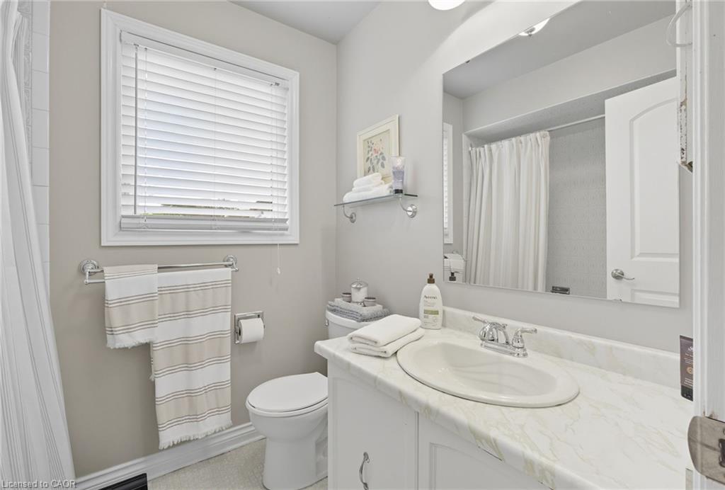 1580 Woodeden Drive Property Photo 17