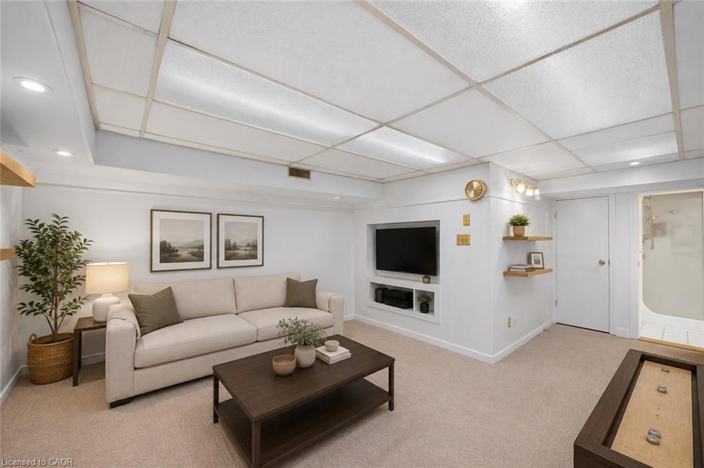 461 Blathwayte Lane Property Photo 24