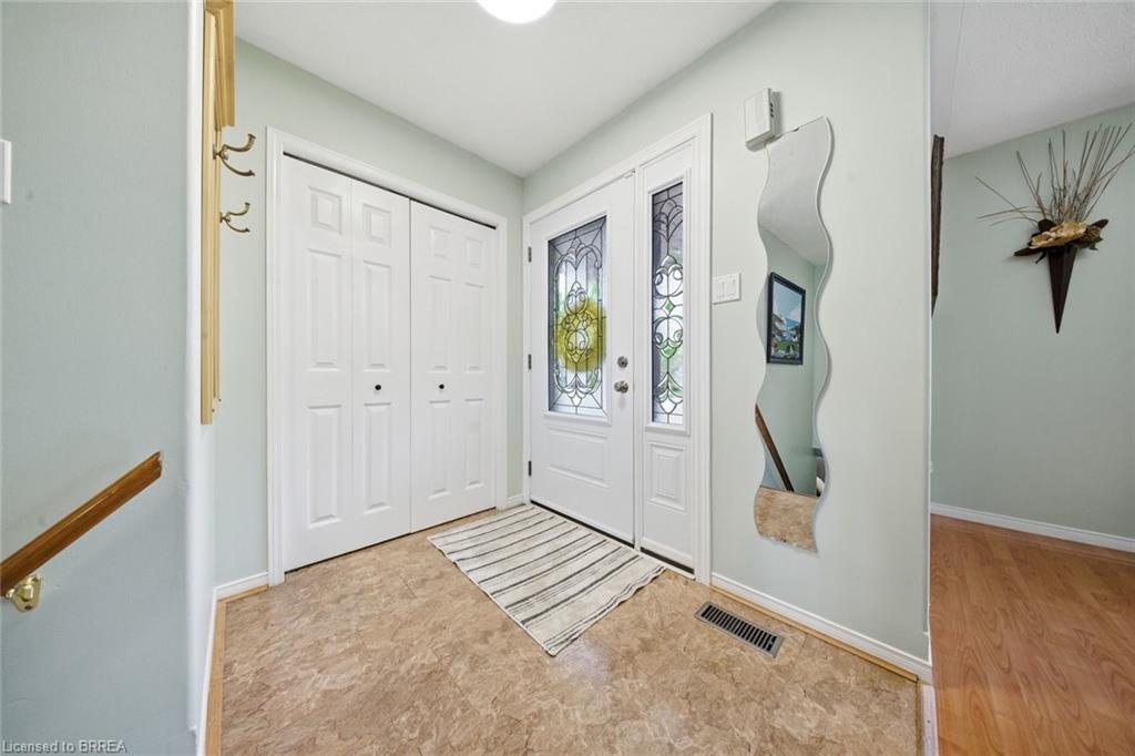 37 Anastasia Crescent Property Photo 4