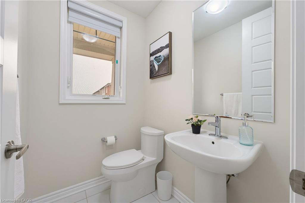 6 Milt Schmidt Street Property Photo 6
