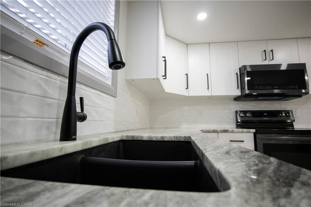 2-52 Selkirk Court Property Photo 6