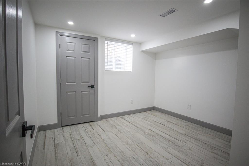 2-52 Selkirk Court Property Photo 15