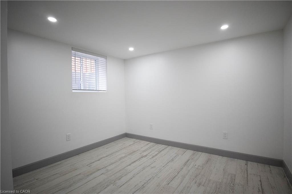 2-52 Selkirk Court Property Photo 18