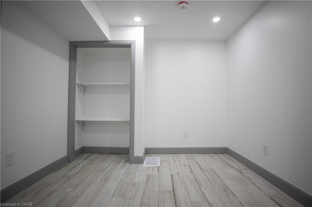 2-52 Selkirk Court Property Photo 23