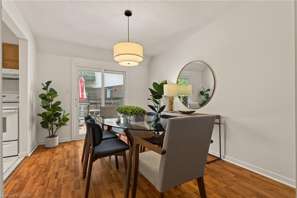 1576 Riley Avenue Property Photo 10