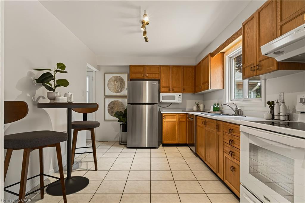 1576 Riley Avenue Property Photo 13