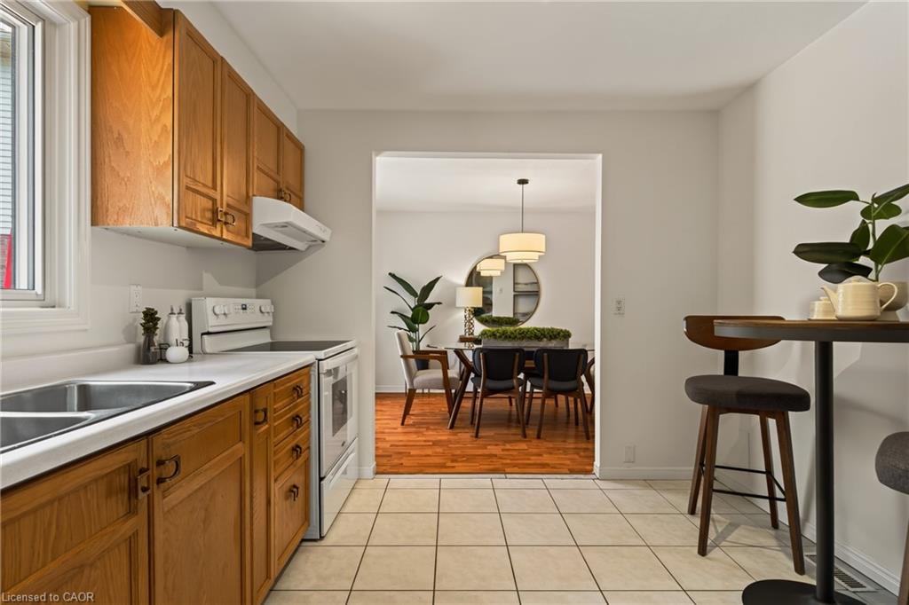 1576 Riley Avenue Property Photo 18