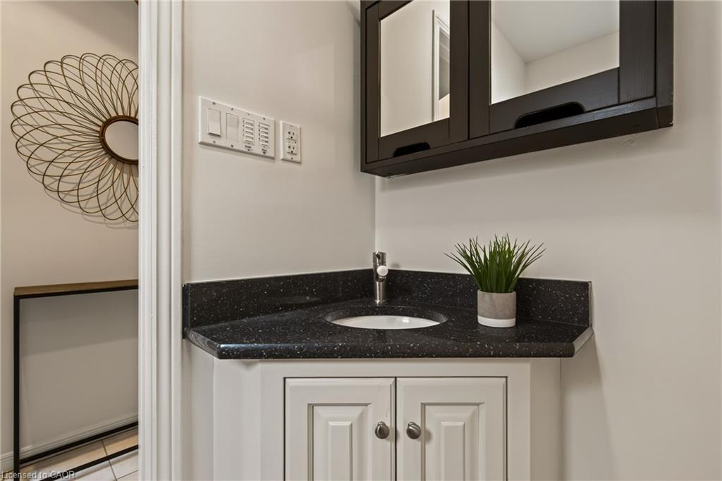 1576 Riley Avenue Property Photo 20