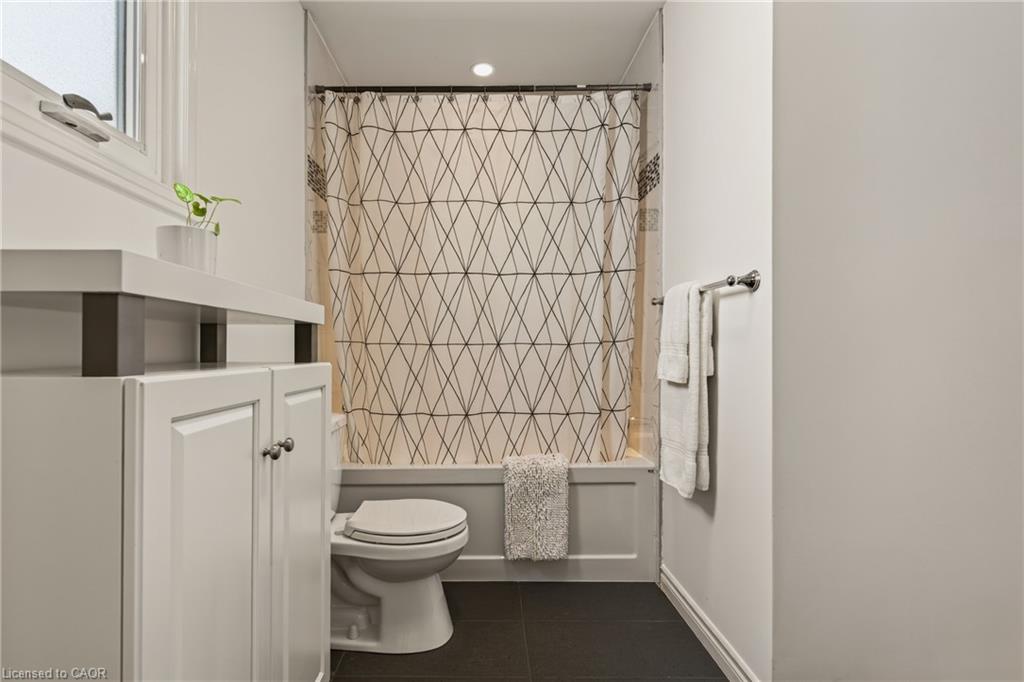 1576 Riley Avenue Property Photo 28