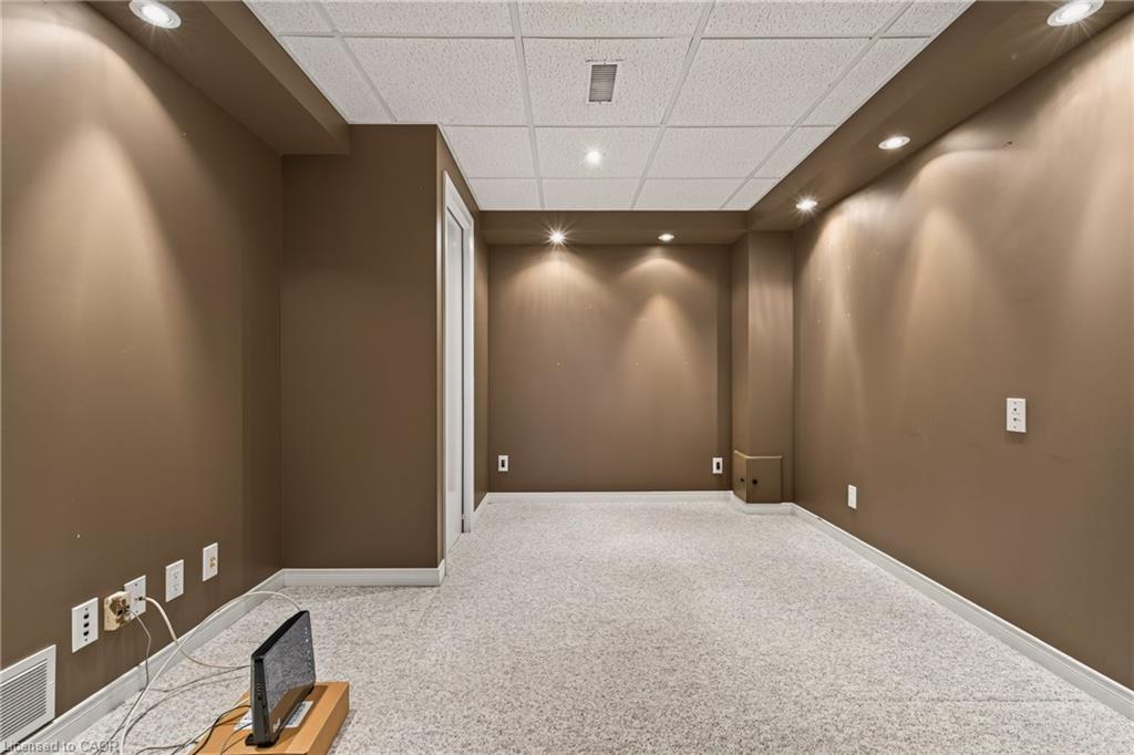 1576 Riley Avenue Property Photo 38
