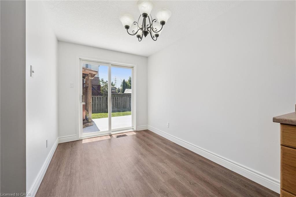 71 Peach Blossom Crescent Property Photo 12