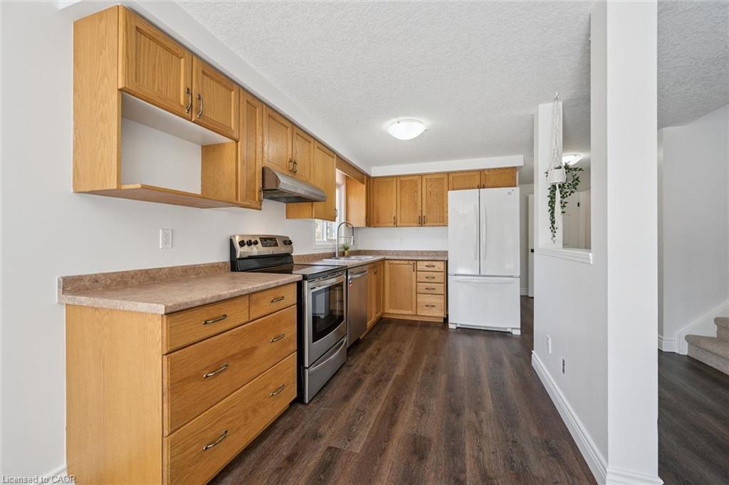 71 Peach Blossom Crescent Property Photo 13