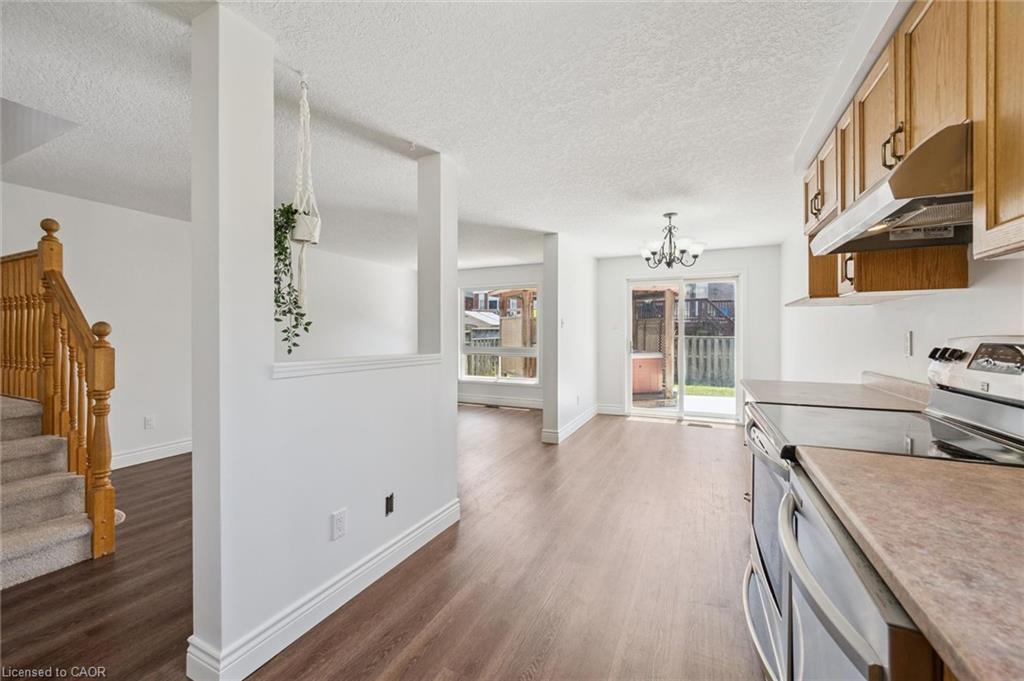 71 Peach Blossom Crescent Property Photo 16
