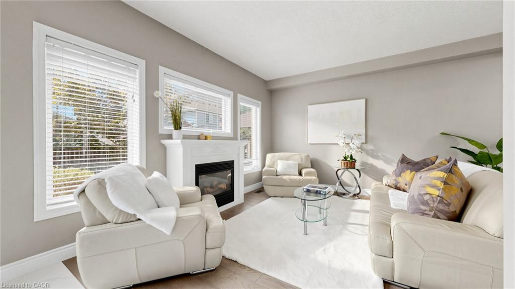 18 Spencer Crescent Property Photo 6