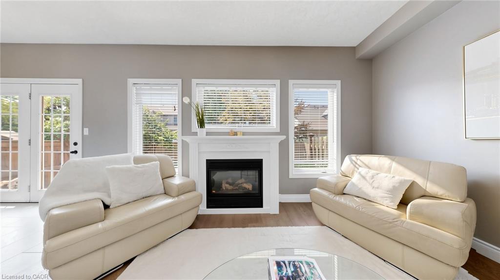 18 Spencer Crescent Property Photo 7