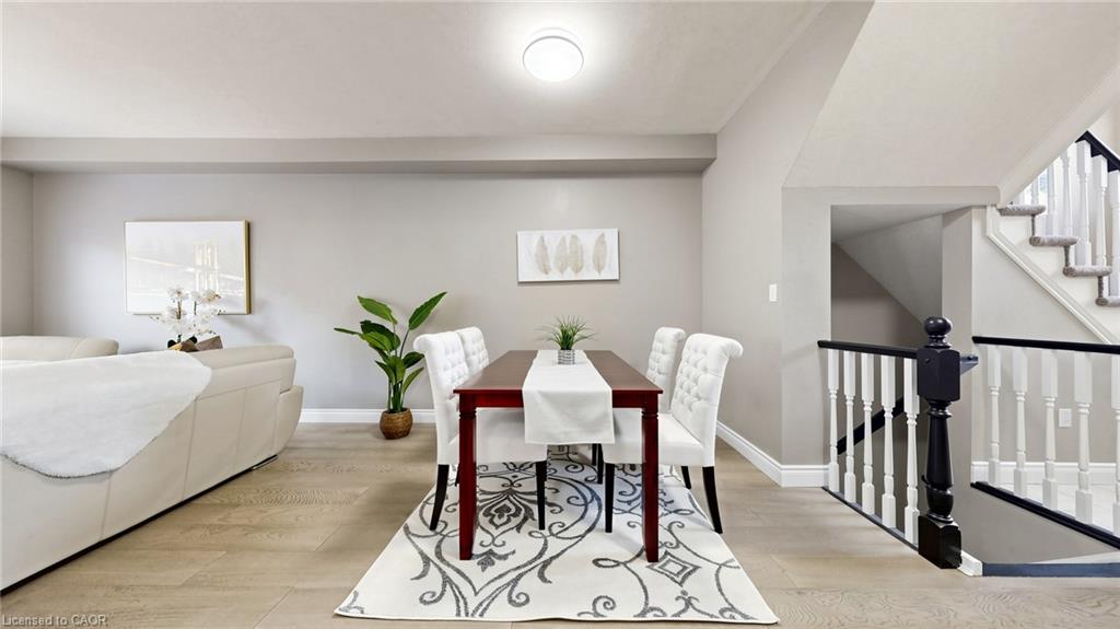 18 Spencer Crescent Property Photo 12