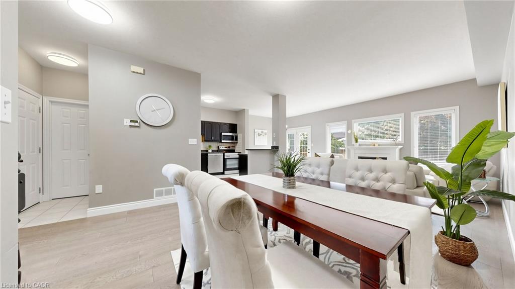 18 Spencer Crescent Property Photo 14