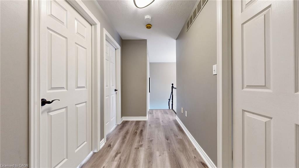 18 Spencer Crescent Property Photo 23