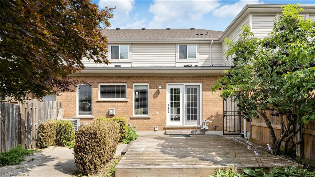 18 Spencer Crescent Property Photo 49