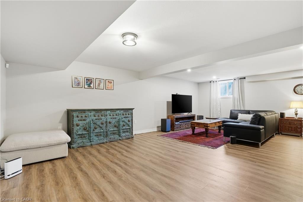 12-45 Dorchester Boulevard S Property Photo 23