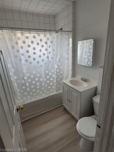 216 Dundurn Street S Property Photo 10