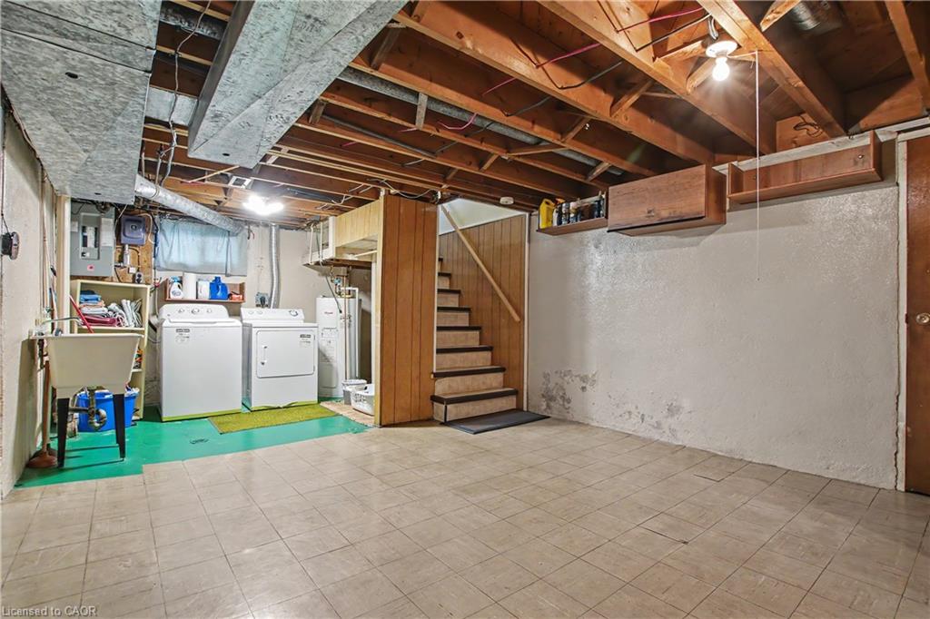 209 Franklin Street S Property Photo 18