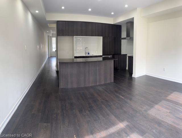 166 Squire Crescent Property Photo 8