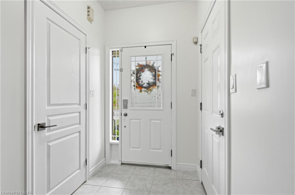 161 Kinsman Drive Property Photo 4