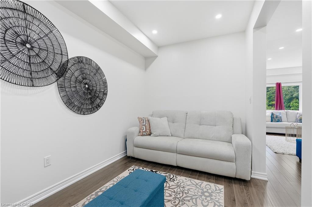 161 Kinsman Drive Property Photo 10