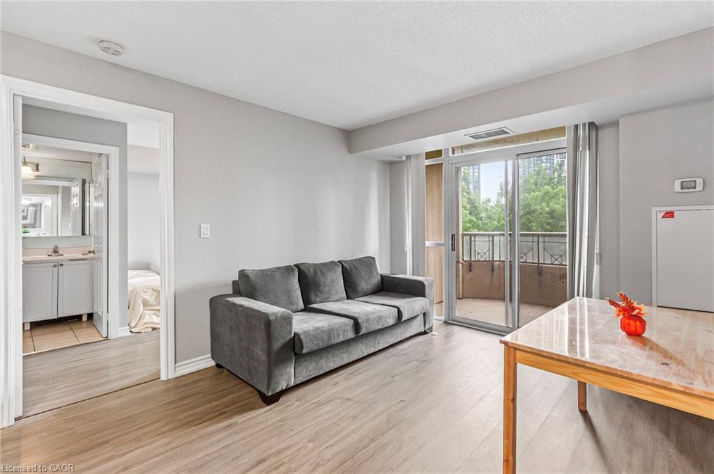 401-310 Burnhamthorpe Road W Property Photo 11