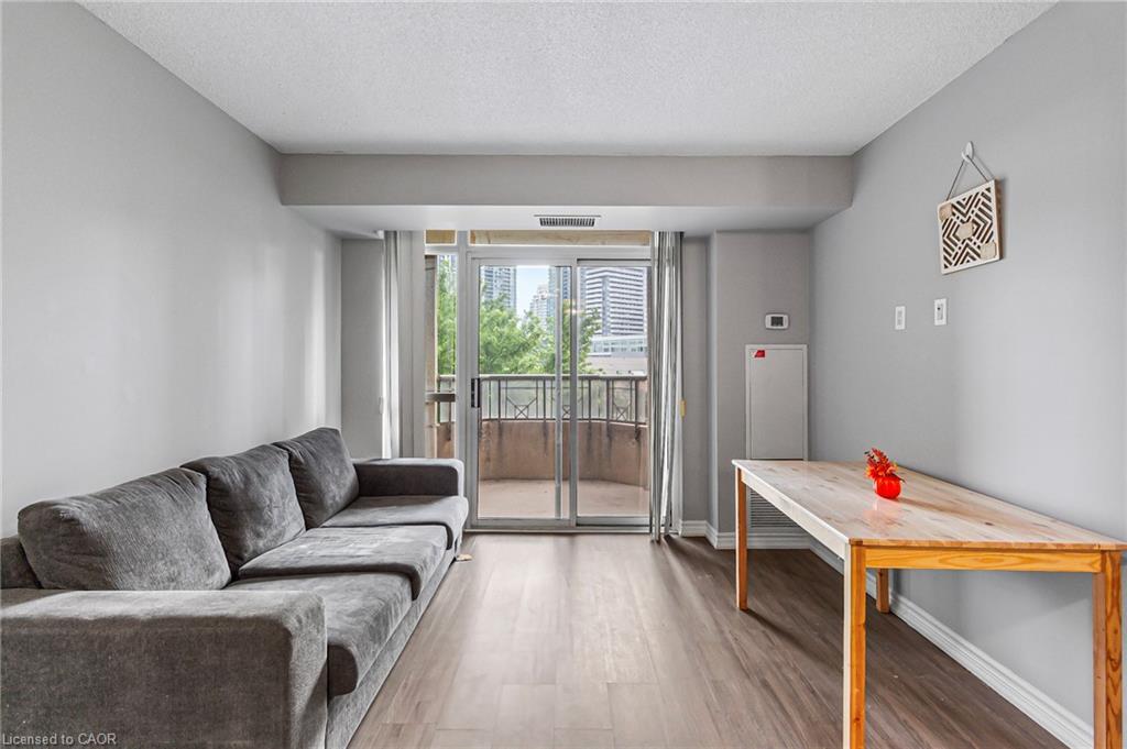 401-310 Burnhamthorpe Road W Property Photo 13