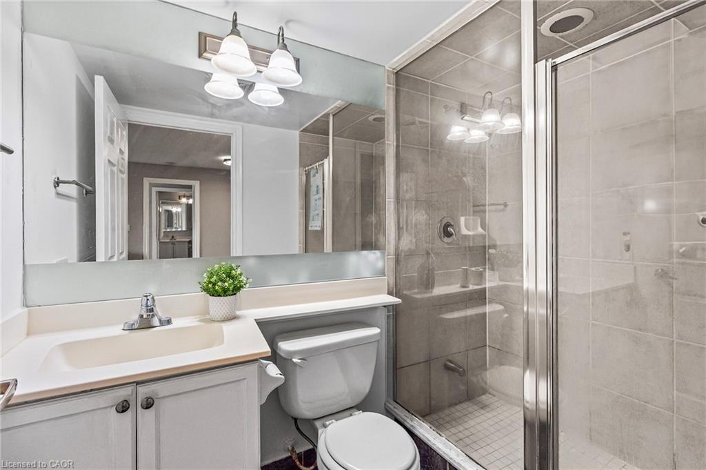 401-310 Burnhamthorpe Road W Property Photo 16