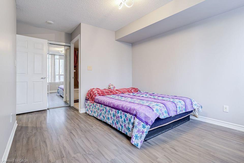 401-310 Burnhamthorpe Road W Property Photo 20