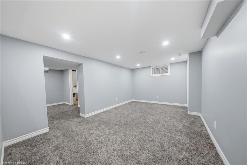 175 Grand River Avenue Property Photo 22